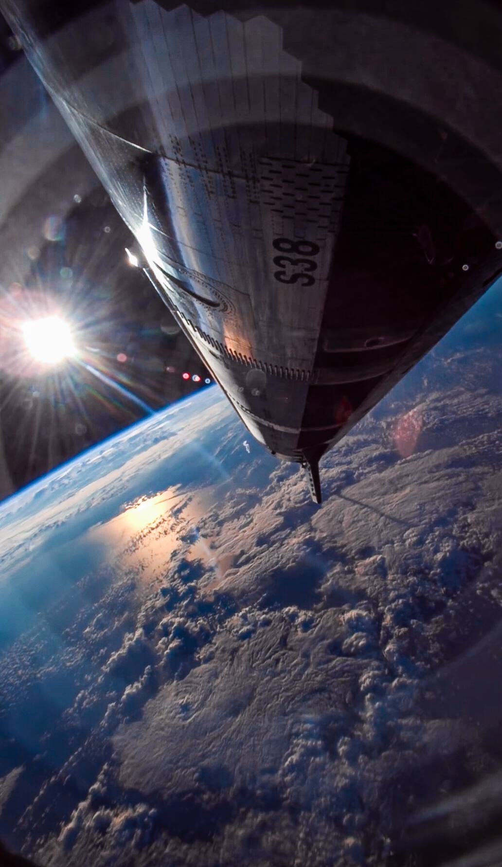 Первые кадры с центральной камеры Starship S38: новый взгляд на космос